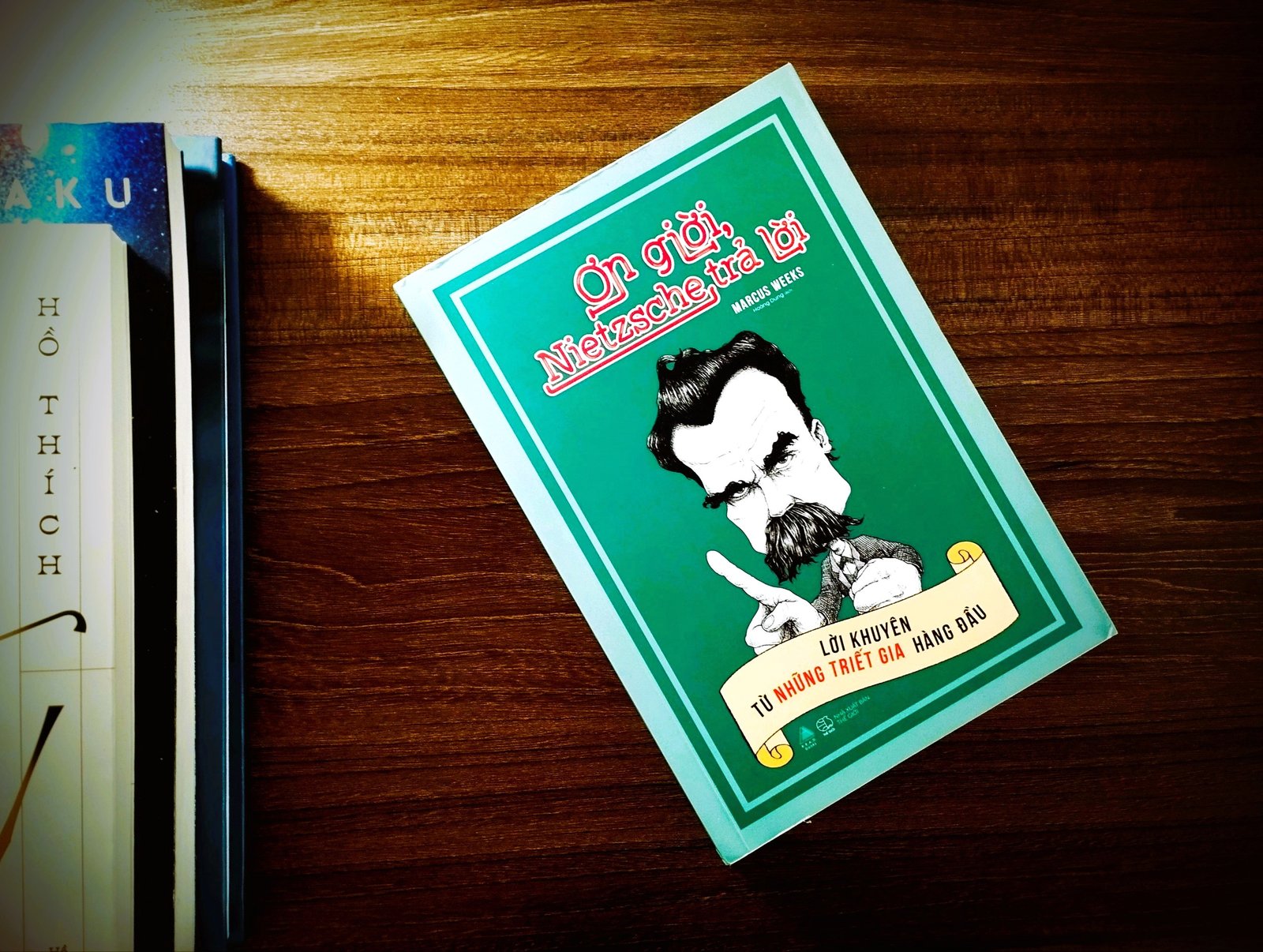 Vài nét về cuốn Ơn giời, Nietzsche trả lời của Marcus Weeks